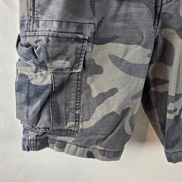 Levis Cargo Shorts Mens 30 Green Camo Cotton Utility Pockets Outdoor Ripstop - Picture 4 of 11
